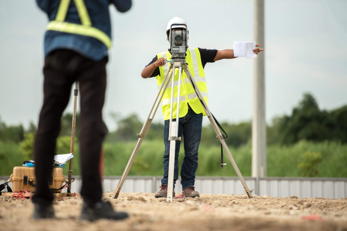 Why Are UAE-Based As-Built Surveyors a Good Option for Property Owners